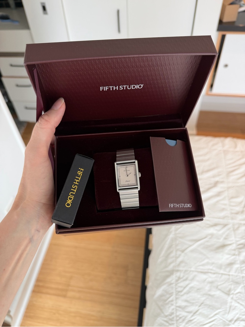 FIFTH STUDIO stainless sapphire crystal watch New!